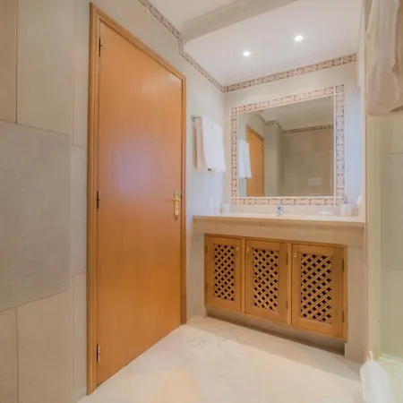 Bota By Garvetur * Almancil