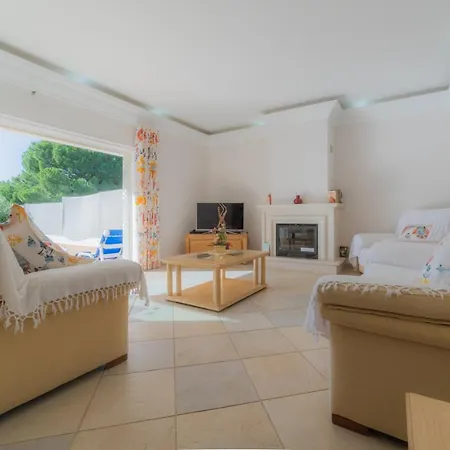 Bota By Garvetur 빌라 알만실